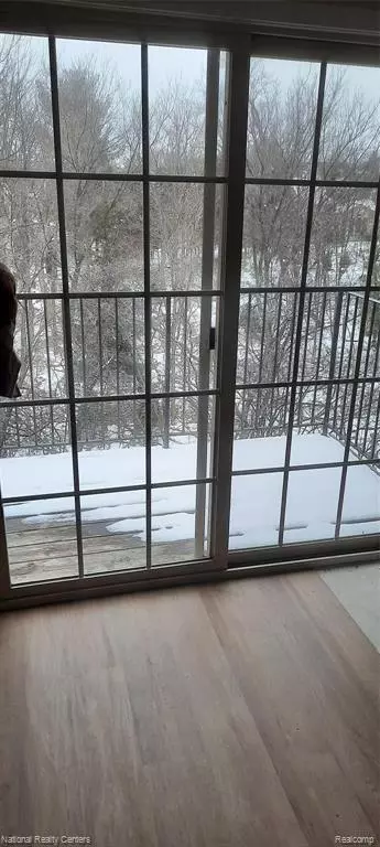 Northville, MI,39532 ROCKCREST Lane