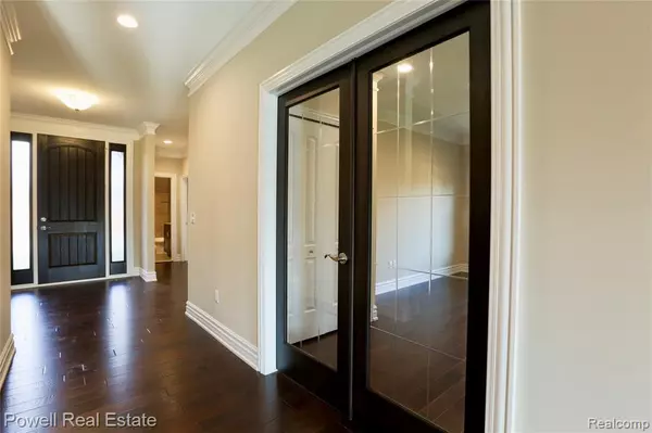 Rochester Hills, MI 48307,423 Verona Drive