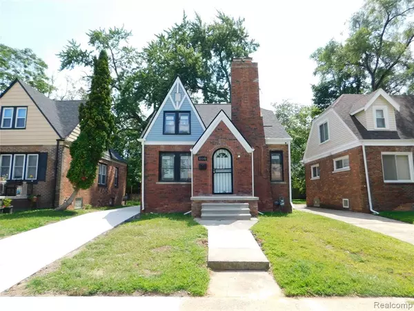 21145 Santa Clara, Detroit, MI 48219