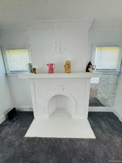 Detroit, MI 48238,13932 Roselawn Street