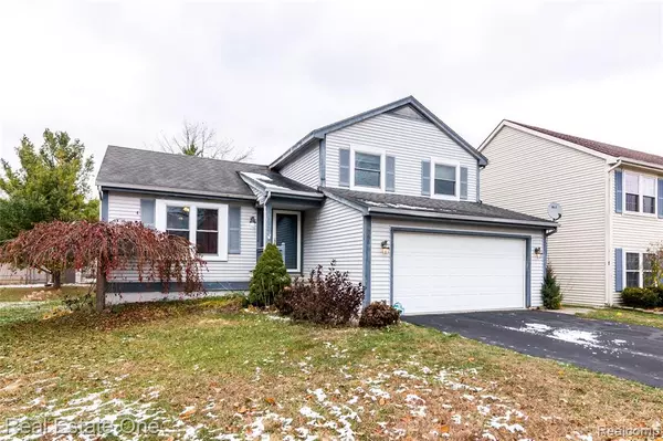 396 Princeton Drive, South Lyon, MI 48178