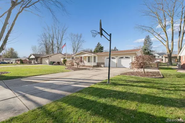 Shelby Twp, MI 48317,47501 Nita Drive