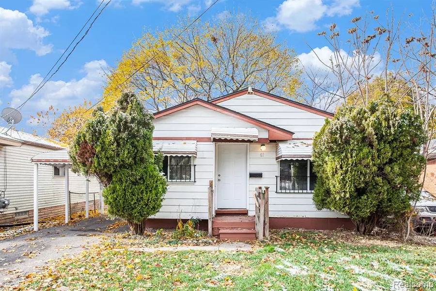 61 N Tasmania Street, Pontiac, MI 48342