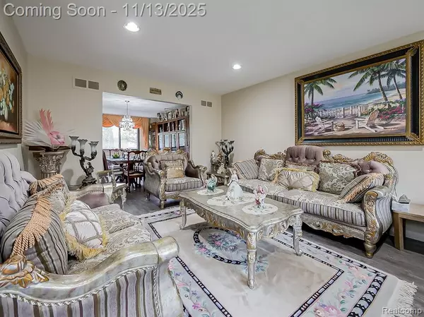 Troy, MI 48098,5152 Bayside Drive