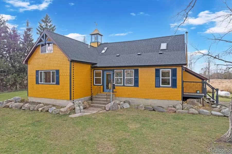 8839 Petz Road, Imlay City, MI 48444