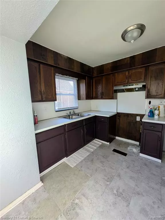 Detroit, MI 48235,18668 Steel Street