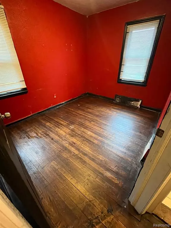 Detroit, MI 48221,20145 Northlawn Street