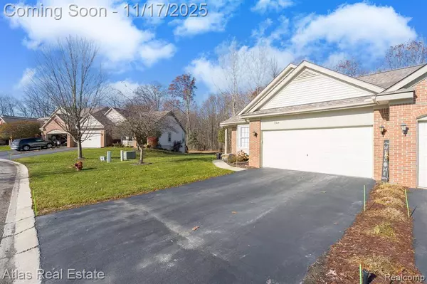 Grand Blanc, MI 48439,5864 Augusta Lane