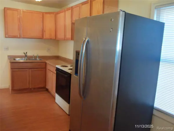 Roseville, MI 48066,17048 LOWELL Street