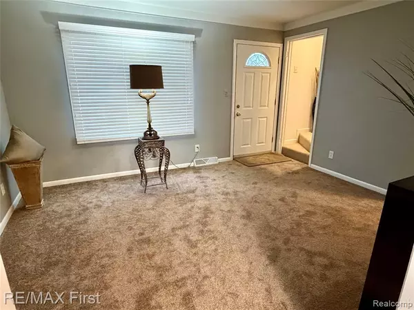 Warren, MI 48089,8642 Lozier Avenue