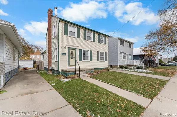 Wyandotte, MI 48192,716 Kings Highway