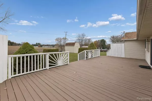 Columbiaville, MI 48421,4225 Lapeer Street