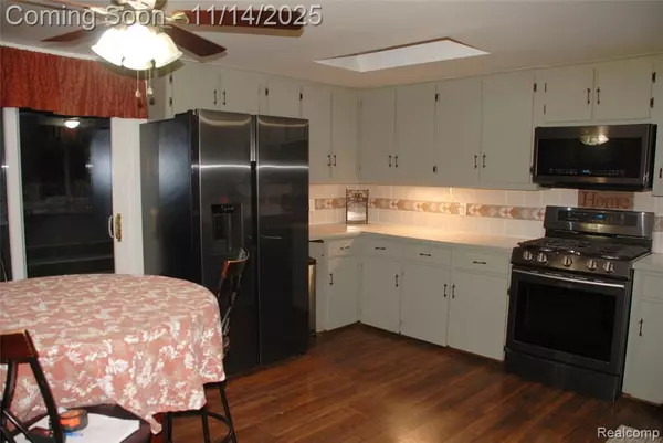 Orion, MI,1911 NE Kinmount E Drive