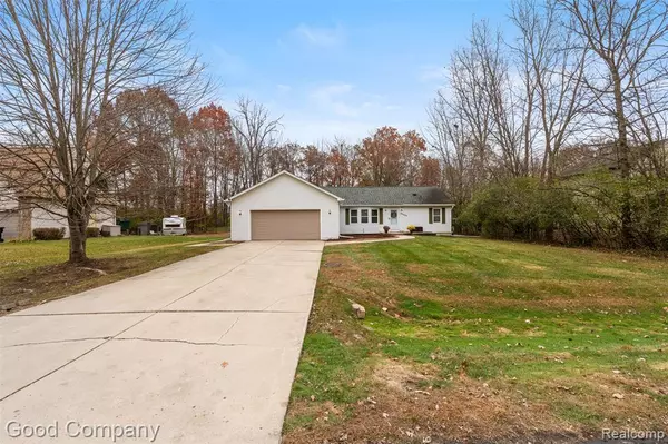 Farmington Hills, MI 48336,23304 Elmgrove Street