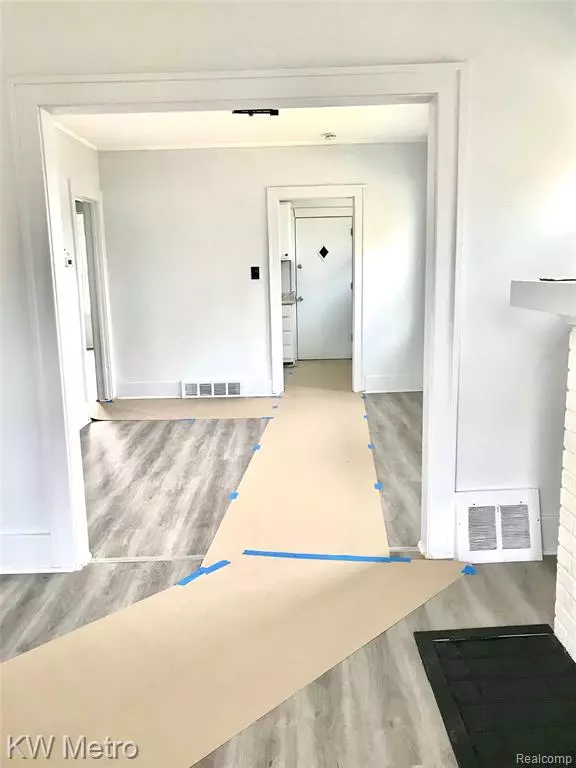 Detroit, MI 48214,3485 Parker Street