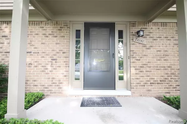 Northville, MI 48167,21141 E GLEN HAVEN Circle