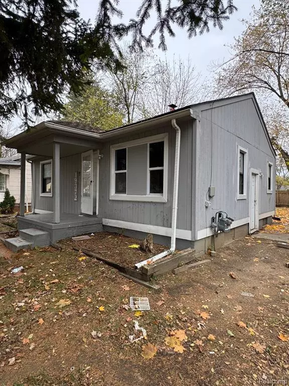 Detroit, MI 48219,19372 Woodbine Street