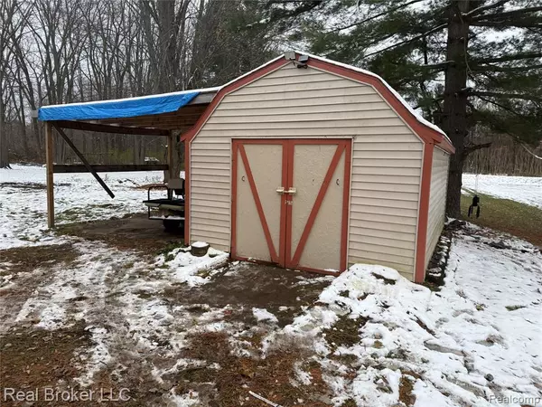 Saginaw, MI 48601,1160 E Moore Road