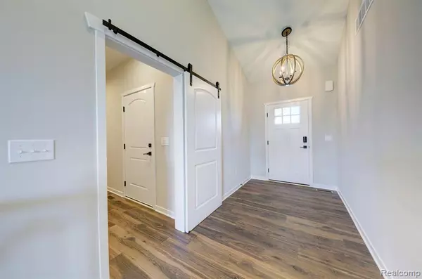 Howell, MI 48843,595 Birkdale (MOH 44) Drive