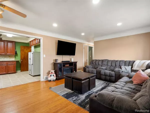 Roseville, MI 48066,25664 Ronald Street