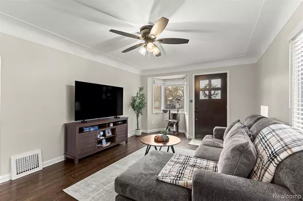 Allen Park, MI 48101,15404 Belmont Avenue