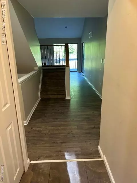 West Bloomfield, MI,7391 Radcliff Drive