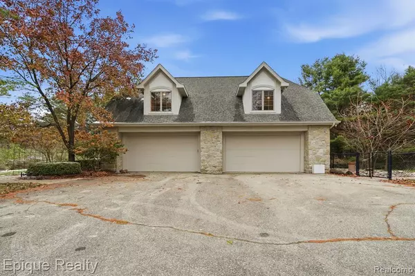 Metamora, MI 48455,1 Chelsea Court