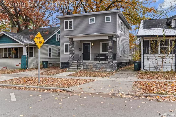 Fenton, MI 48220,287 Fielding. Street