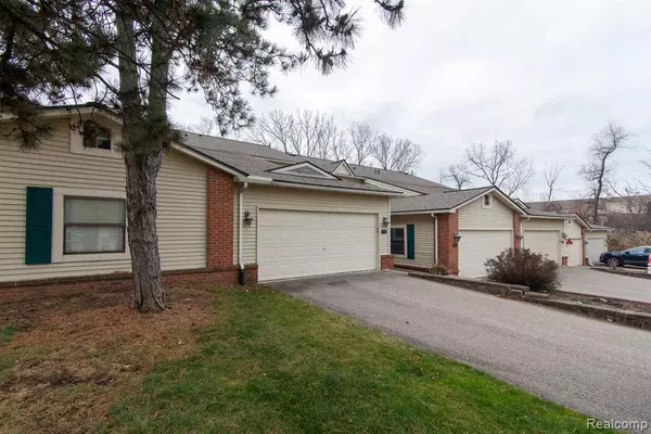 West Bloomfield, MI,5762 DRAKE HOLLOW W Drive