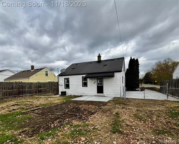 Clinton Twp, MI 48035,23960 Trombley Street