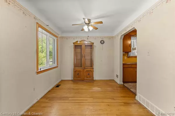 Lincoln Park, MI 48146,1184 Farnham Avenue