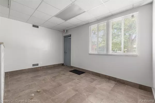 Redford, MI 48239,15116 Beech Daly Road