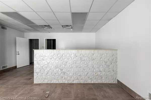 Redford, MI 48239,15116 Beech Daly Road