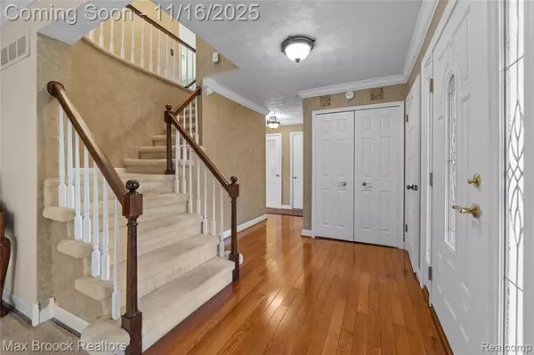 Rochester Hills, MI 48309,3639 Heatherwood Court