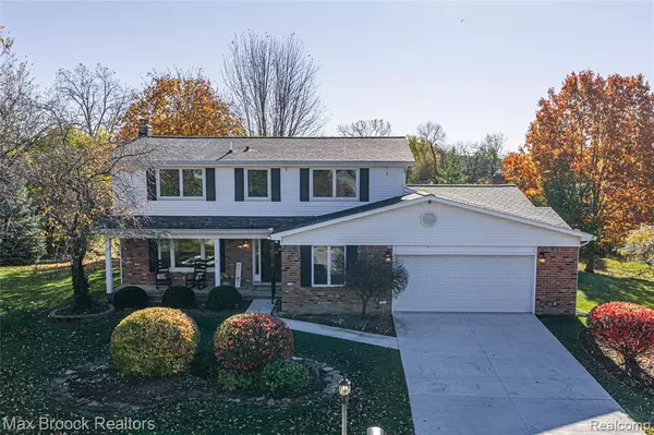 3639 Heatherwood Court, Rochester Hills, MI 48309