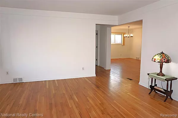 Westland, MI,8563 Cavell Street