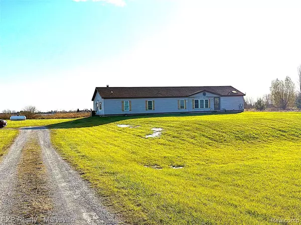 6433 Norman Road, MI 48032