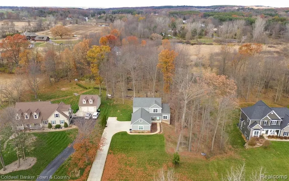 3702 Prescott Drive, Howell, MI 48843