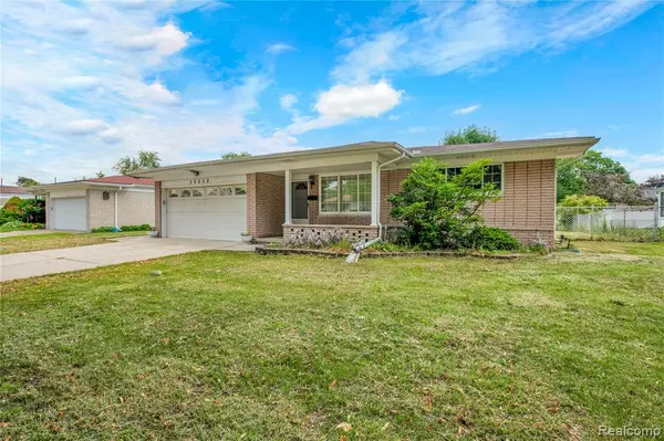 30232 Austin Drive, Warren, MI 48092