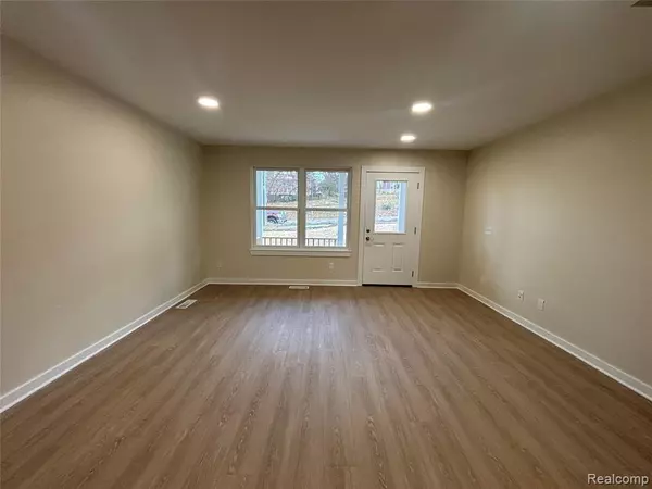 Ypsilanti, MI 48198,310 High Street