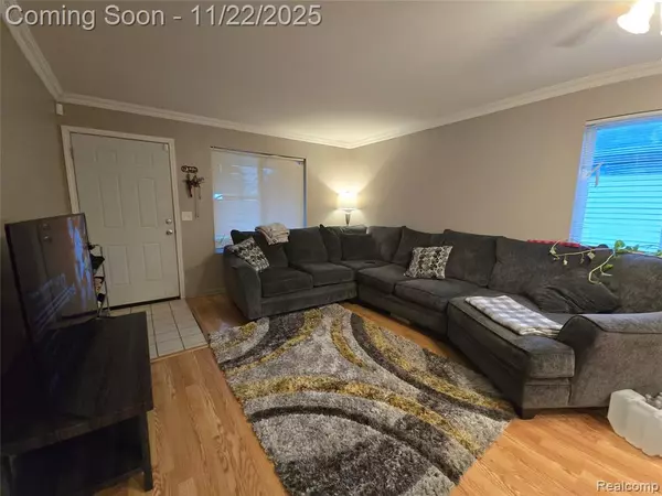 Roseville, MI 48066,17551 East 10 Mile Road