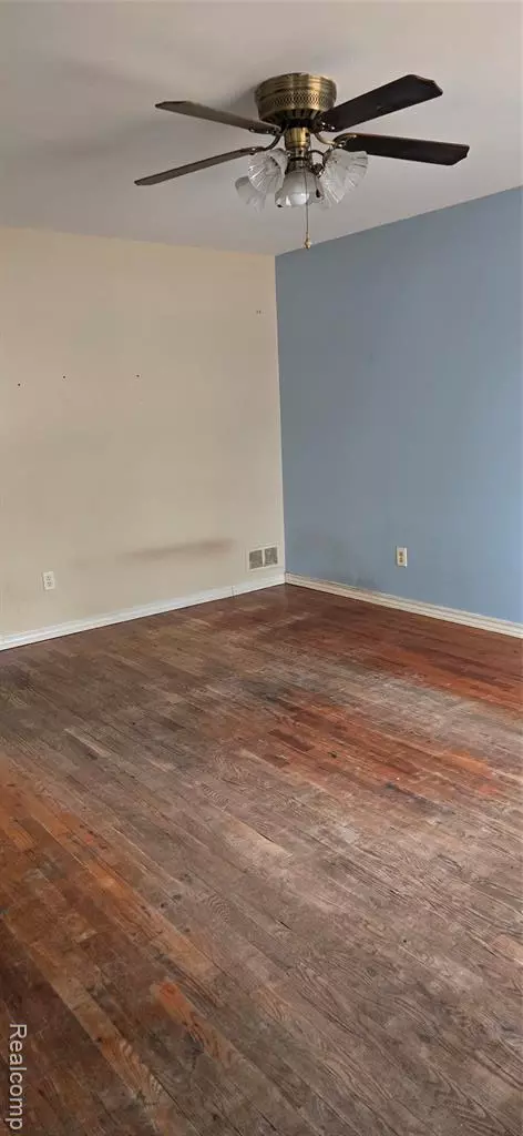 Detroit, MI 48223,12930 Chapel Street