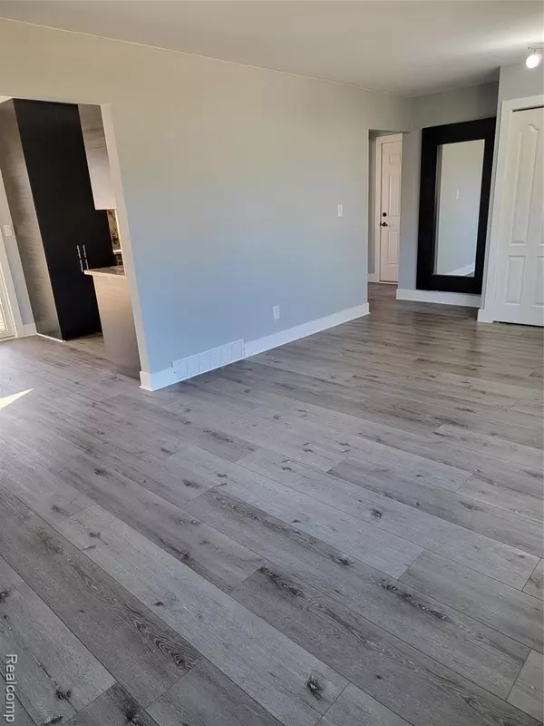 Taylor, MI 48180,9333 Katherine Street