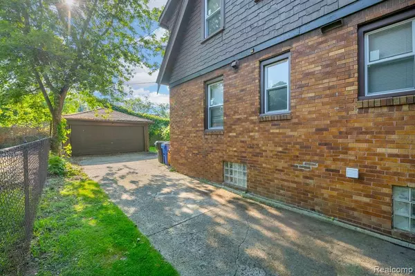 Detroit, MI 48227,14040 Asbury Park