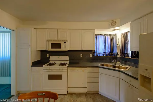 Dearborn Heights, MI 48125,25047 Pennie Street