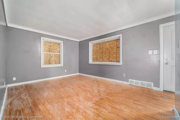 Detroit, MI 48224,6306 Farmbrook Street