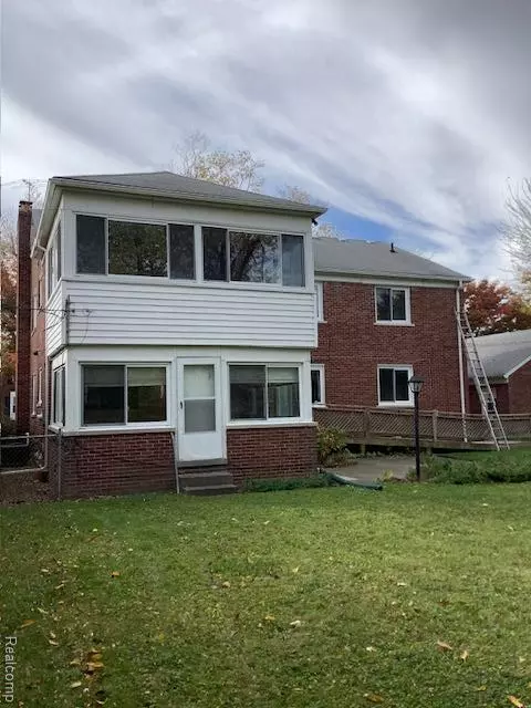 Grosse Pointe Park, MI 48230,732 Harcourt Road