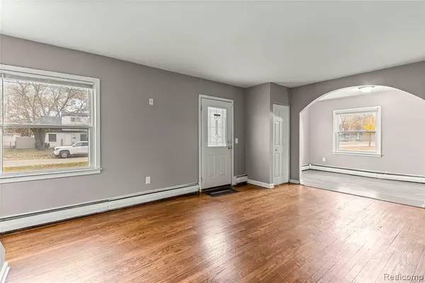 Warren, MI 48091,24196 Eureka Avenue