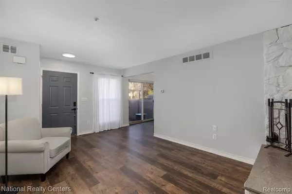 Canton, MI 48188,41060 Northwind Drive