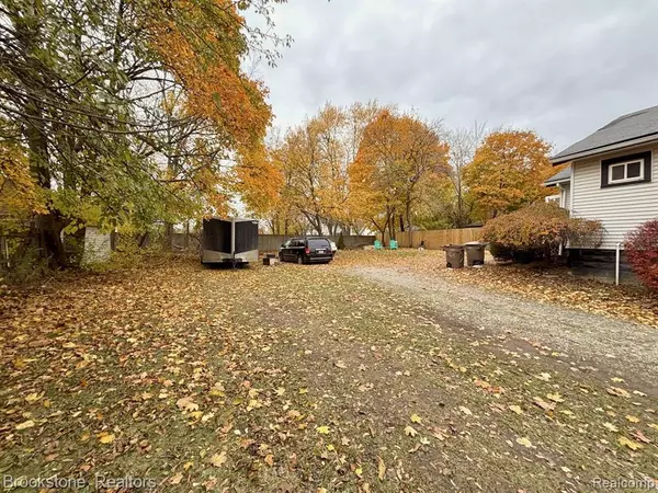 Pontiac, MI 48341,65 Dwight Avenue